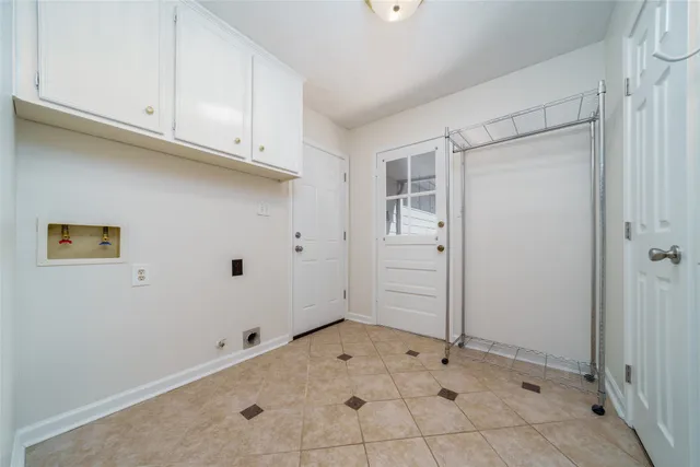 $2,400 | 11602 Jaycreek Drive, Houston, TX 77070