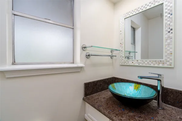 $2,400 | 11602 Jaycreek Drive, Houston, TX 77070