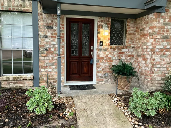 $2,400 | 11602 Jaycreek Drive, Houston, TX 77070