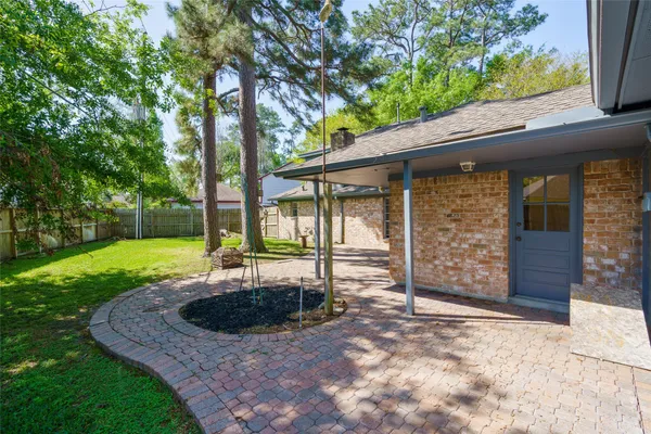 $2,400 | 11602 Jaycreek Drive, Houston, TX 77070