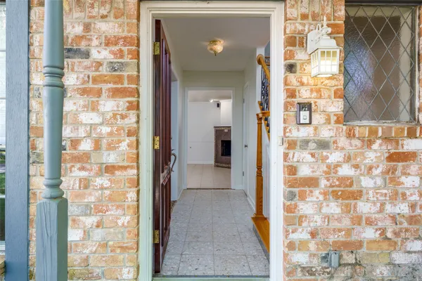 $2,400 | 11602 Jaycreek Drive, Houston, TX 77070