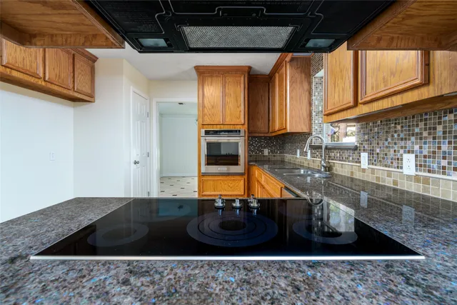 $2,400 | 11602 Jaycreek Drive, Houston, TX 77070