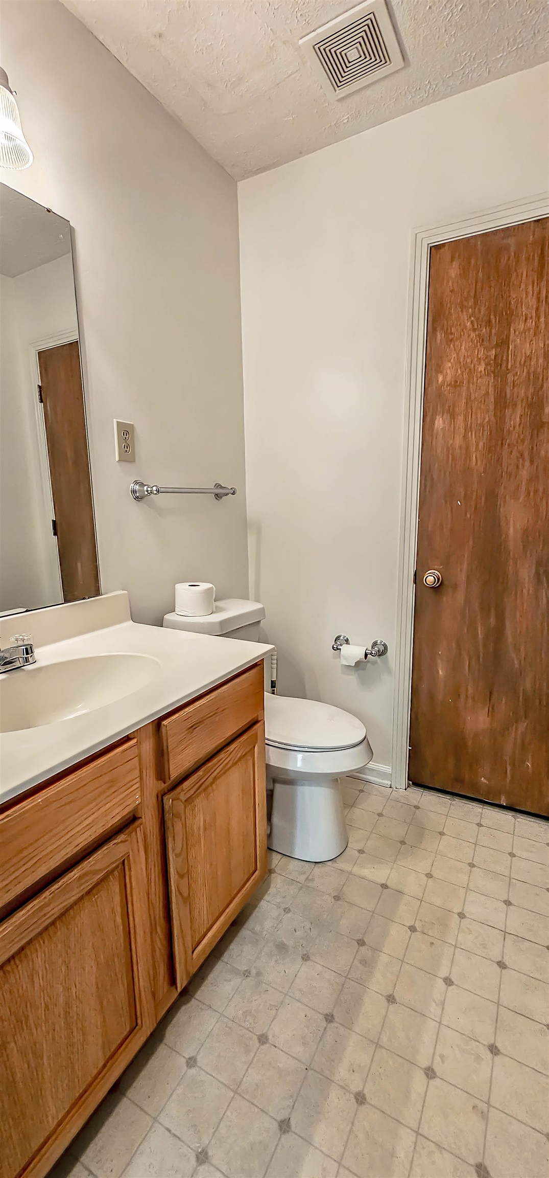 7024 Country Road Germantown, TN 38138 - Photo 14 of 27 a bathroom with a sink a toilet and shower