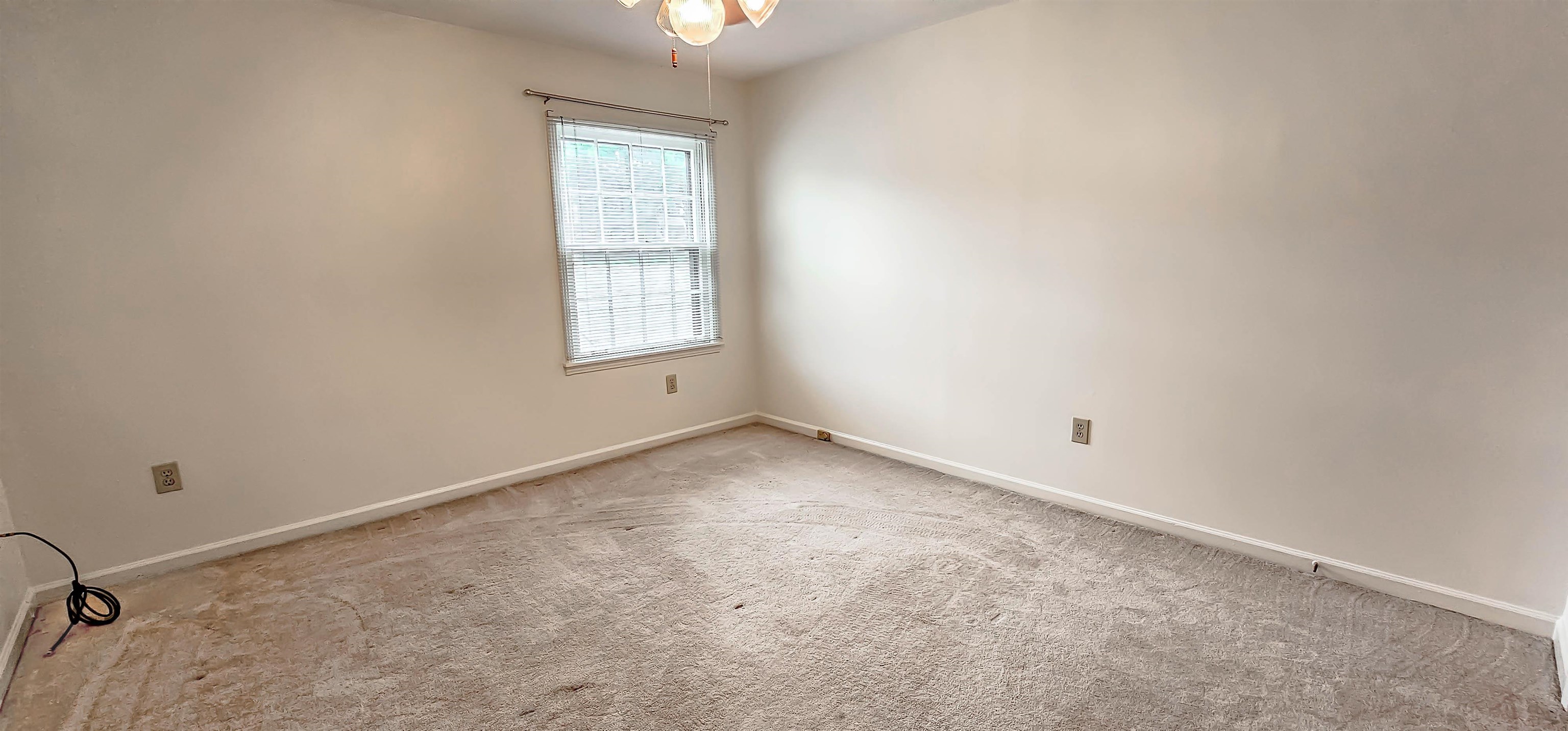 7024 Country Road Germantown, TN 38138 - Photo 20 of 27 an empty room with a window