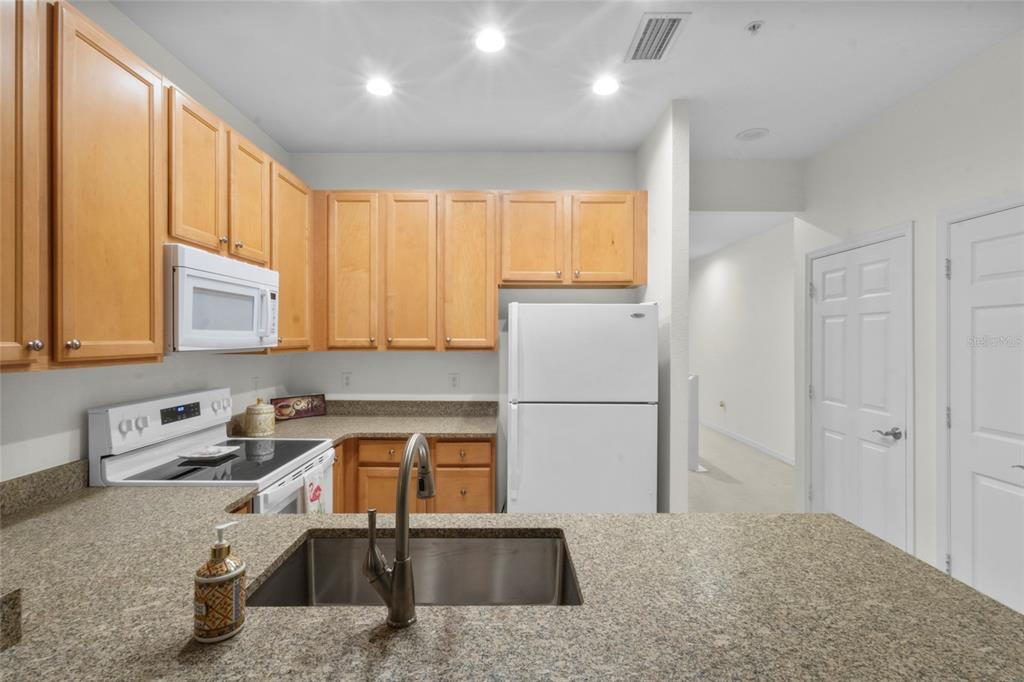 7219 Hamilton Road, Unit 7219 Bradenton, FL 34209 - Photo 4 of 33