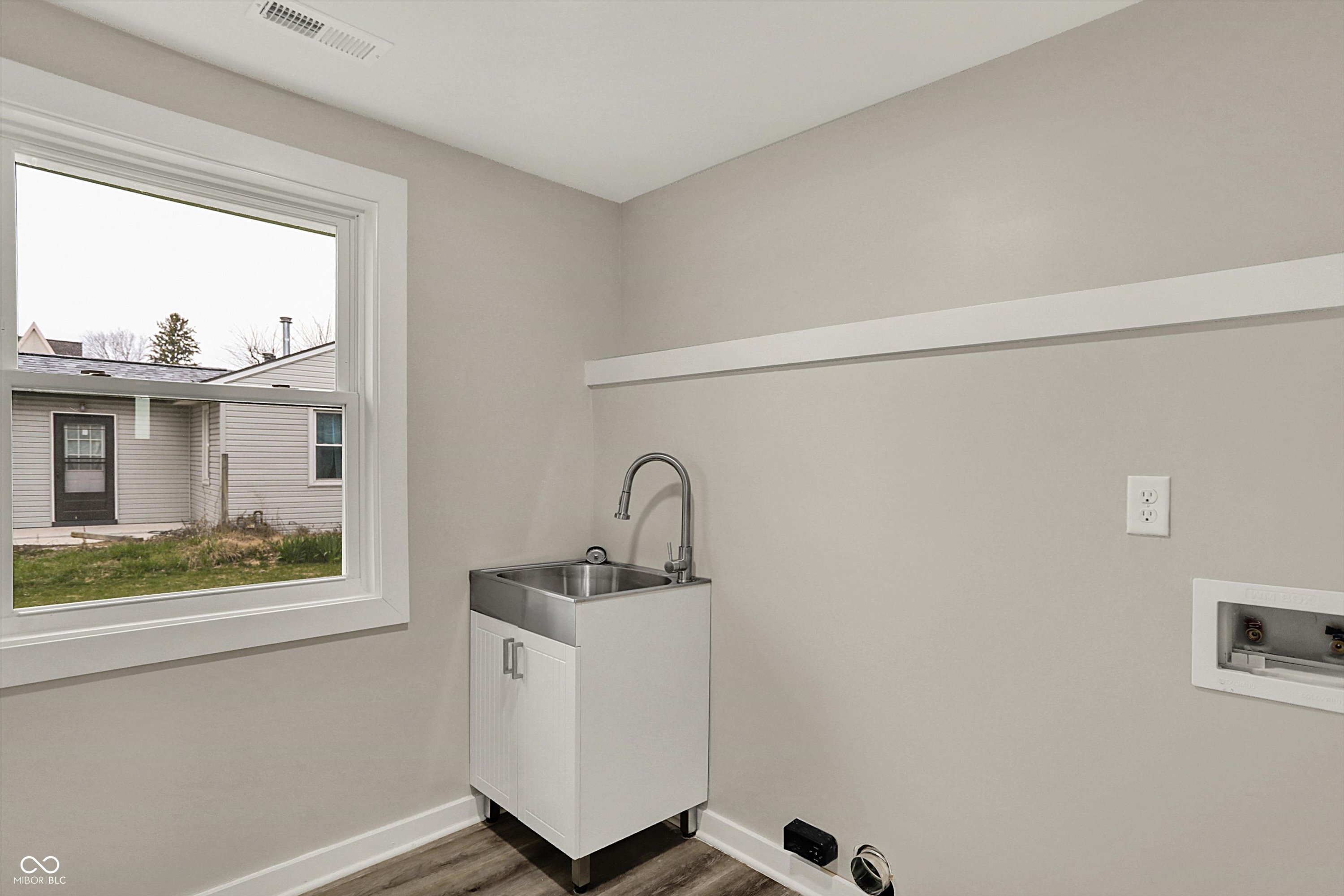 2264 Walnut Street Greenfield, IN 46140 - Photo 36 of 45