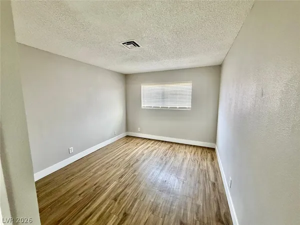 $1,290 | 5187 Greene Lane, Unit C, Las Vegas, NV 89119