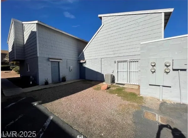 $1,290 | 5187 Greene Lane, Unit C, Las Vegas, NV 89119