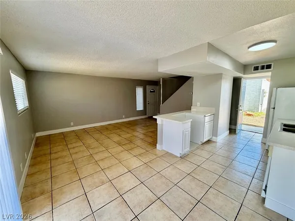 $1,290 | 5187 Greene Lane, Unit C, Las Vegas, NV 89119