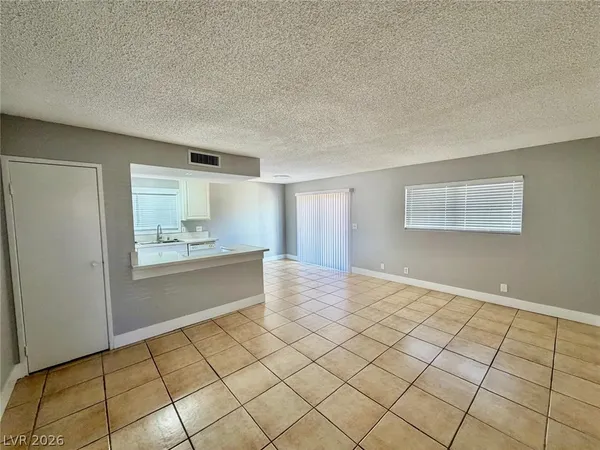 $1,290 | 5187 Greene Lane, Unit C, Las Vegas, NV 89119