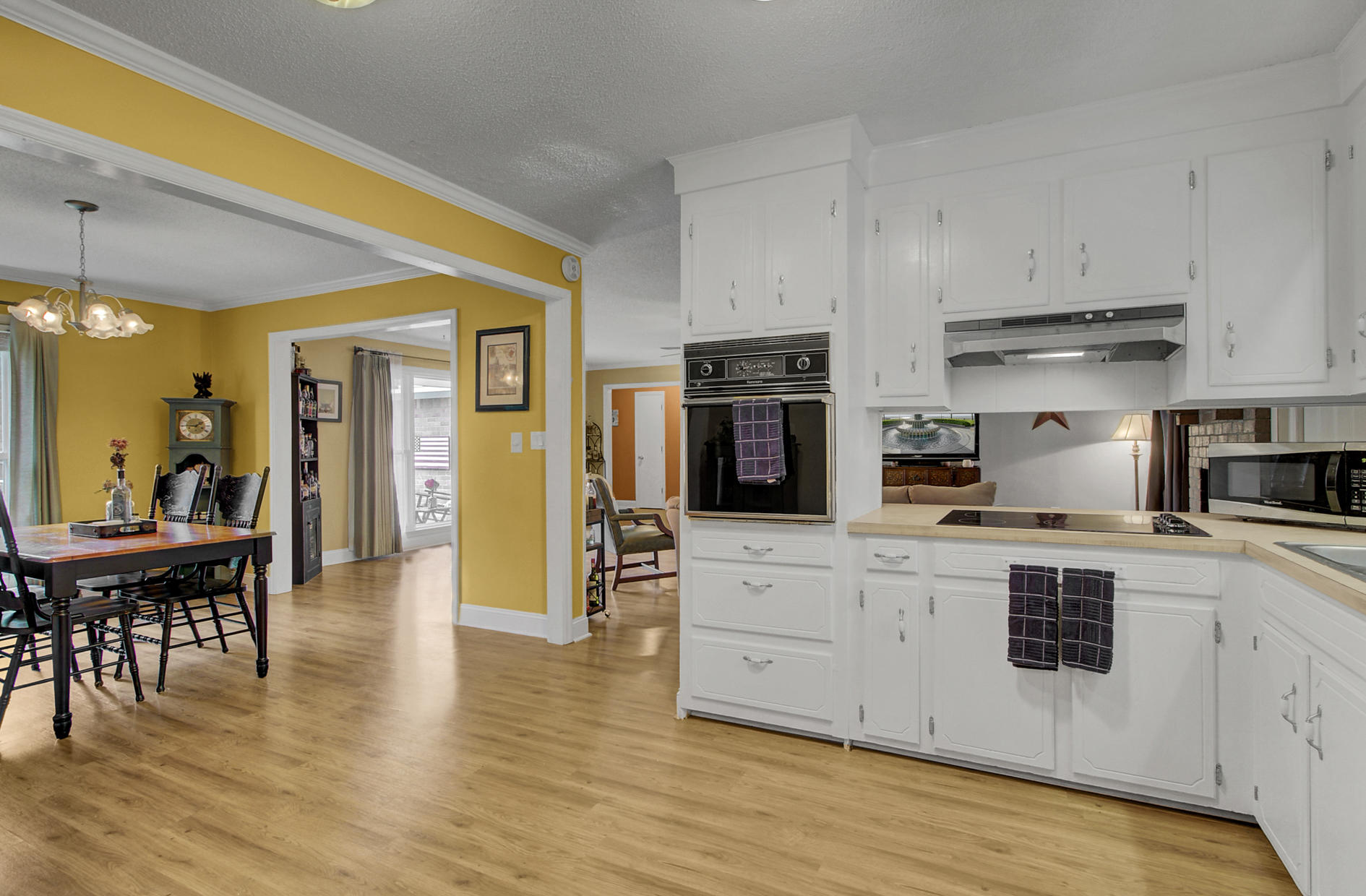 106 Clubhouse Road Summerville, SC 29483 - Photo 13 of 33 14 (1)
