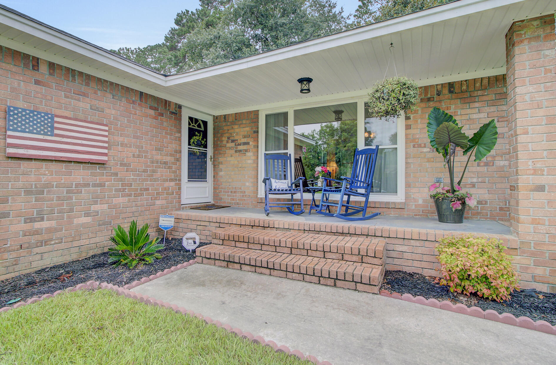 106 Clubhouse Road Summerville, SC 29483 - Photo 3 of 33 4