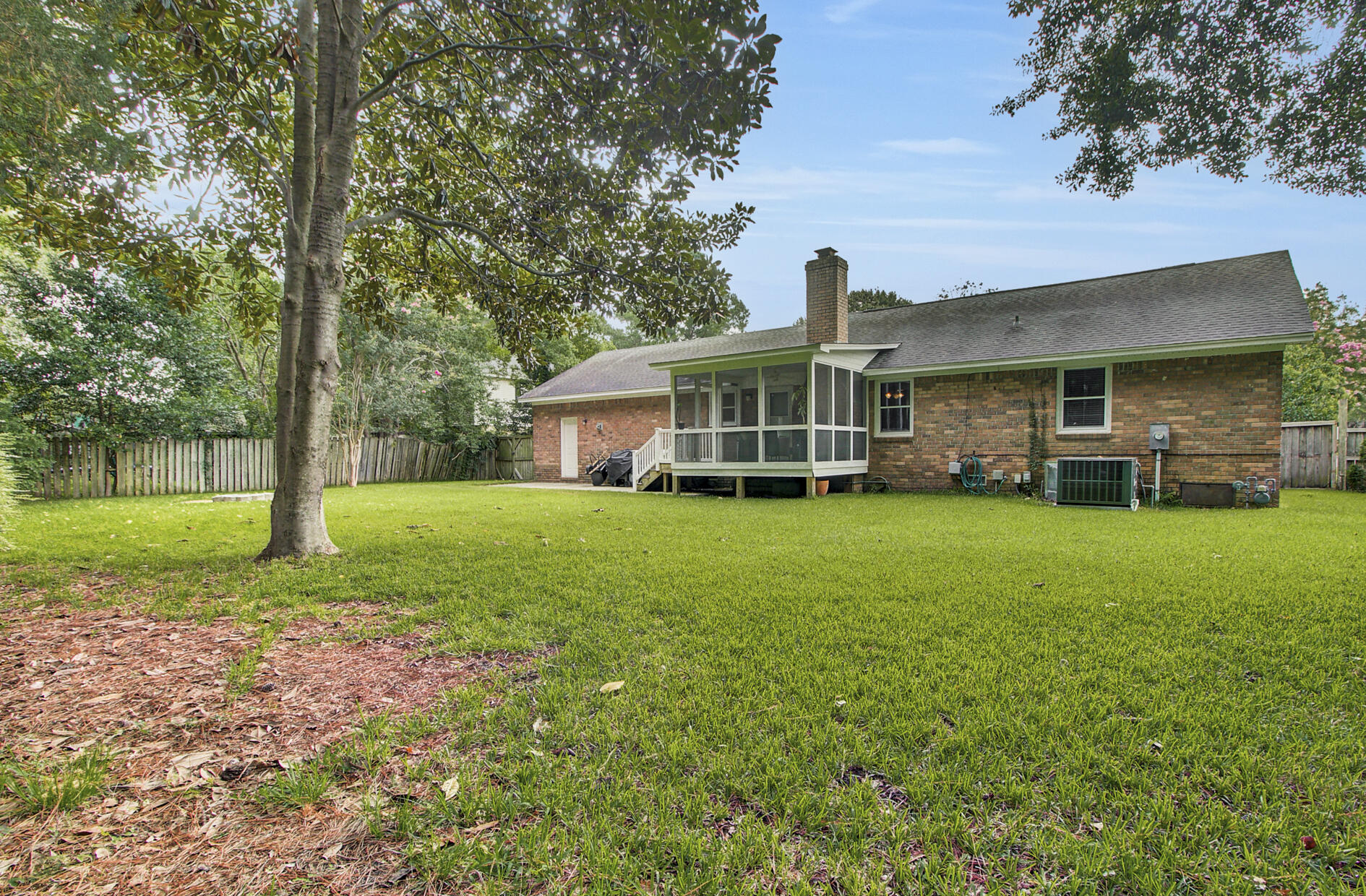 106 Clubhouse Road Summerville, SC 29483 - Photo 31 of 33 32