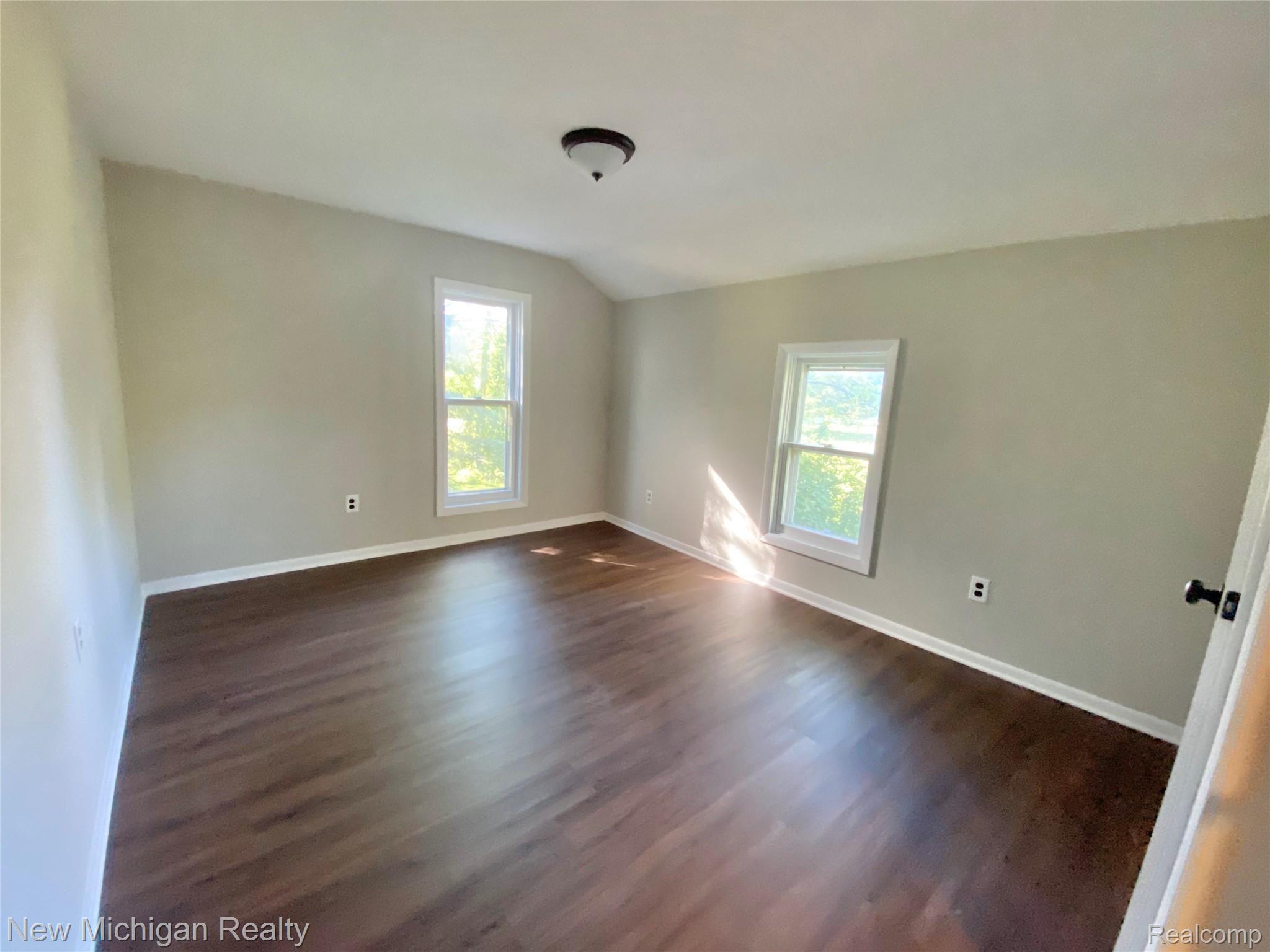 14158 North Genesee Road Clio, MI 48420 - Photo 21 of 40 FA4274B0-6539-4283-A6C5-0F7FA27AA0E0.jpeg