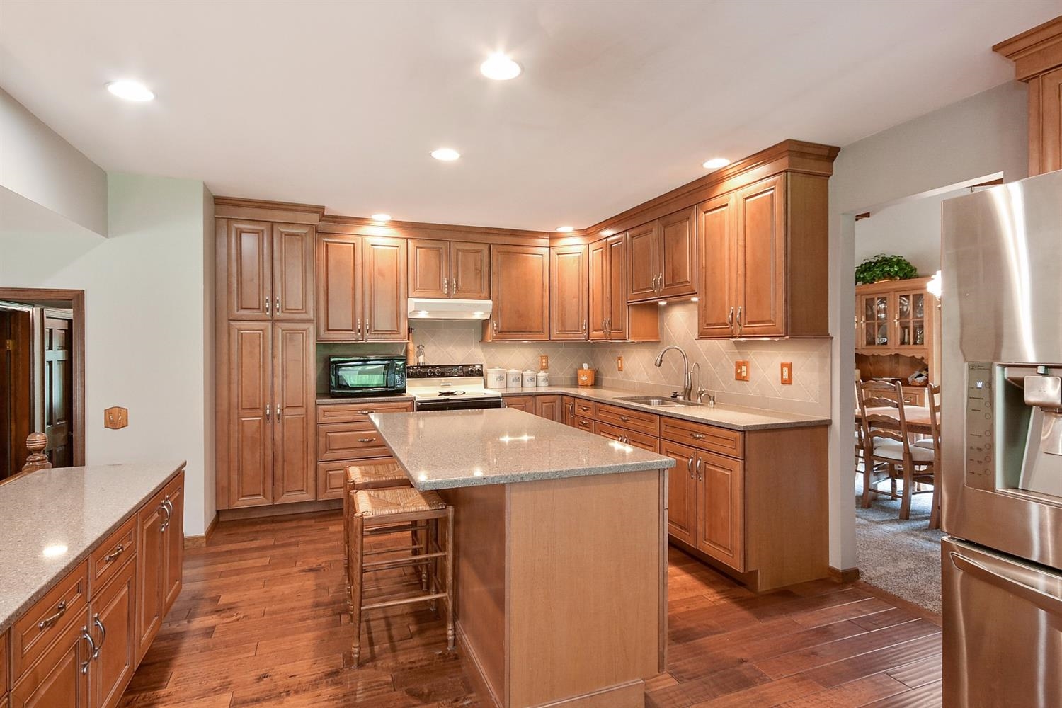 2903 Silhavy Road Valparaiso, IN 46383 - Photo 3 of 10 1500x1000