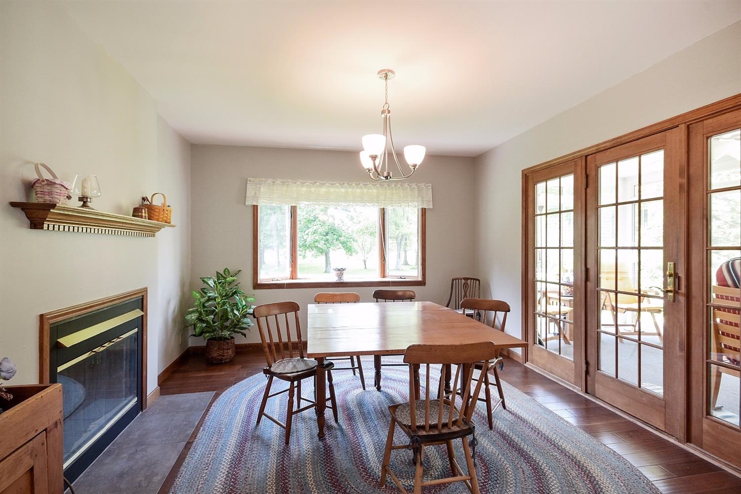 2903 Silhavy Road Valparaiso, IN 46383 - Photo 5 of 10 1500x1000