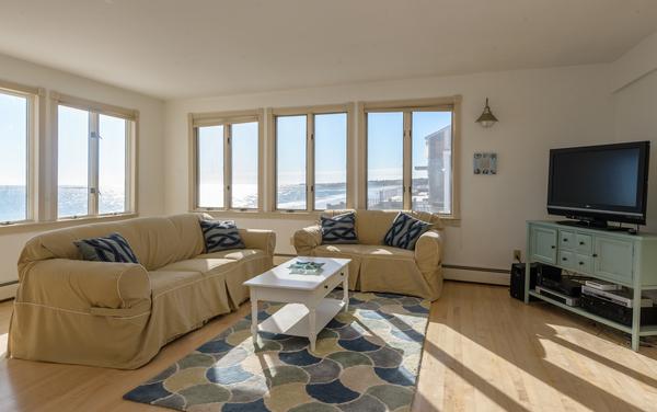77 Surfside Road Scituate, MA 02066 - Photo 4 of 30 Gallery Image 4