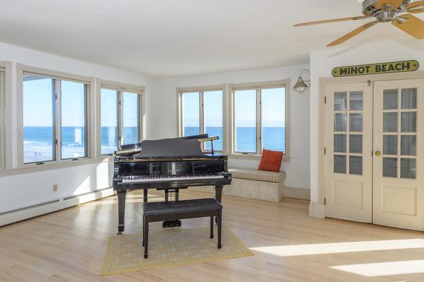 77 Surfside Road Scituate, MA 02066 - Photo 5 of 30 Gallery Image 5