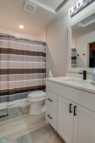 $399,900 | 6636 27th Street South, Fargo, ND 58104