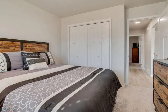 $399,900 | 6636 27th Street South, Fargo, ND 58104