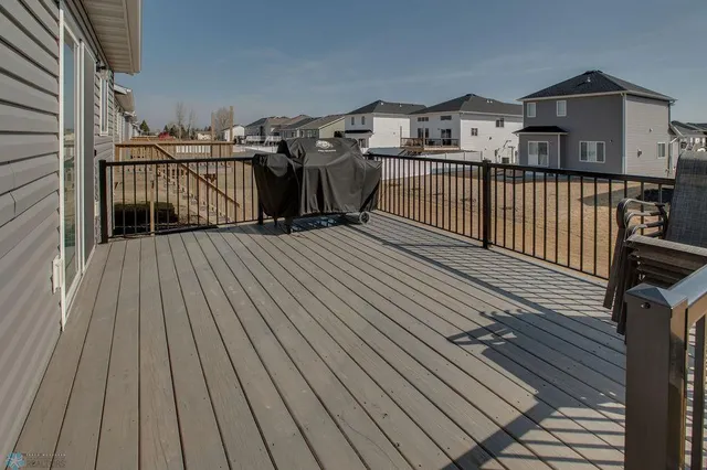 $399,900 | 6636 27th Street South, Fargo, ND 58104