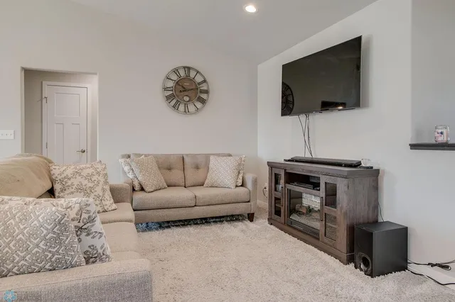 $399,900 | 6636 27th Street South, Fargo, ND 58104