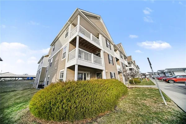 $169,500 | 5600 Northeast 80th Terrace, Unit 1A, Kansas City, MO 64119