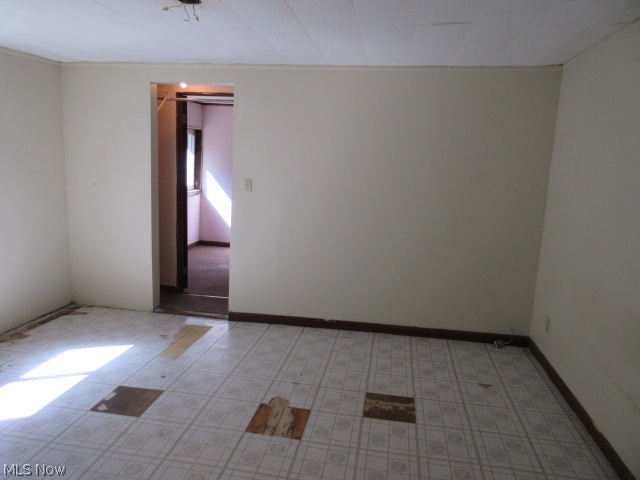4156 Jennings Road Cleveland, OH 44109 - Photo 9 of 14 Gallery Image 9