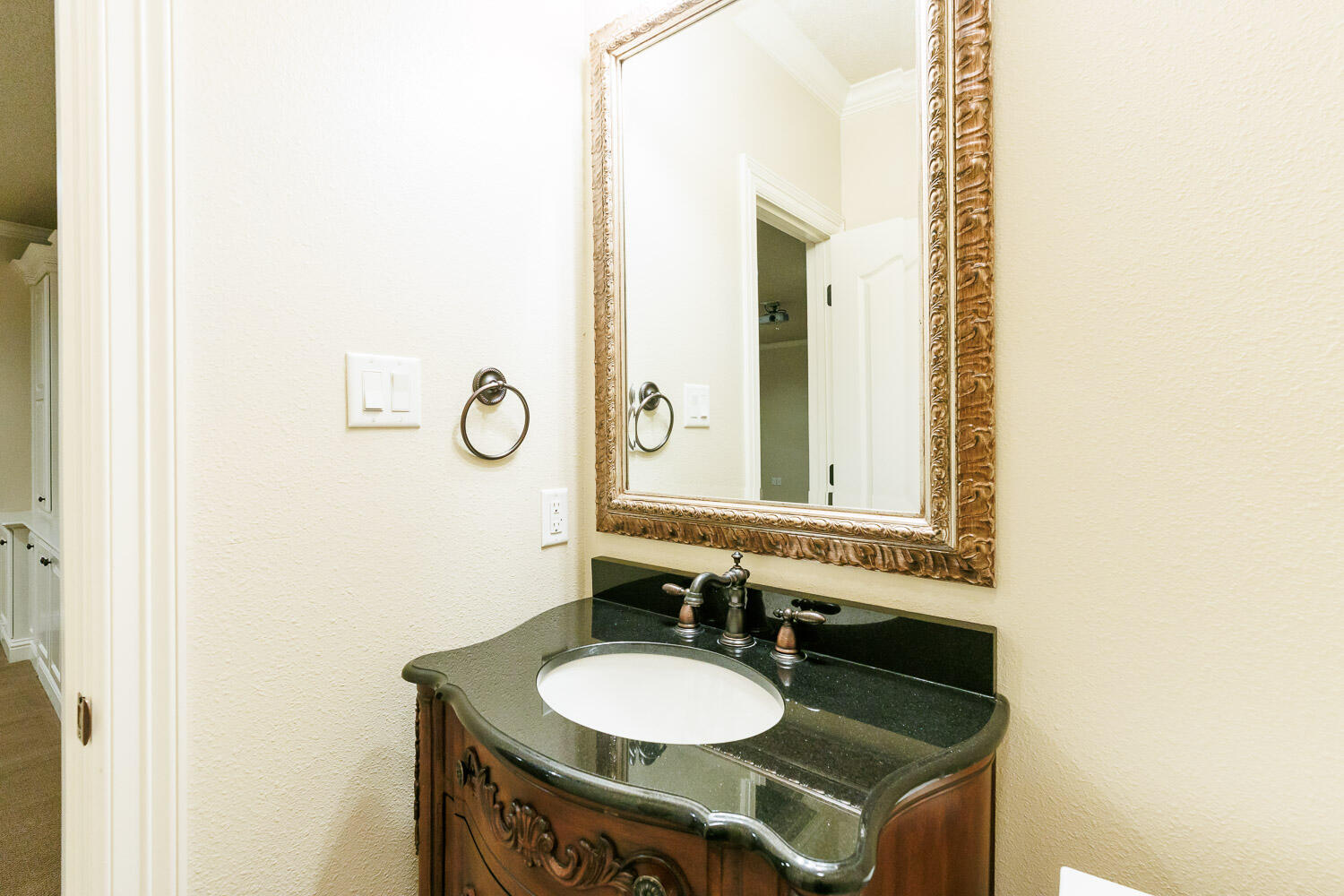 4602 101st Street Lubbock, TX 79424 - Photo 18 of 46 Basement Bathroom
