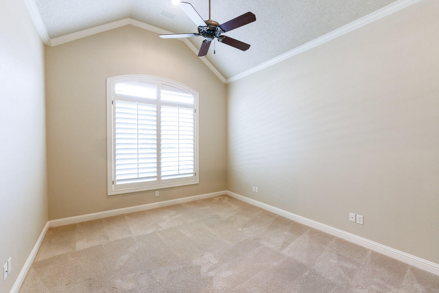 4602 101st Street Lubbock, TX 79424 - Photo 28 of 46 Second Bedroom