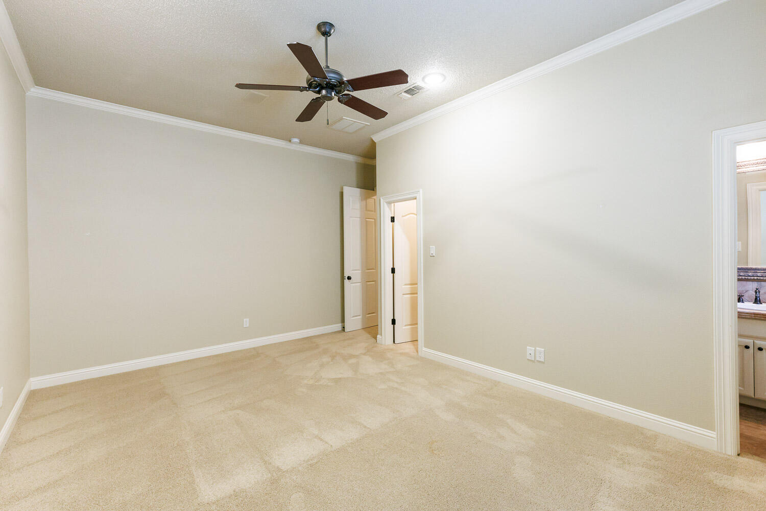 4602 101st Street Lubbock, TX 79424 - Photo 32 of 46 Third Bedroom