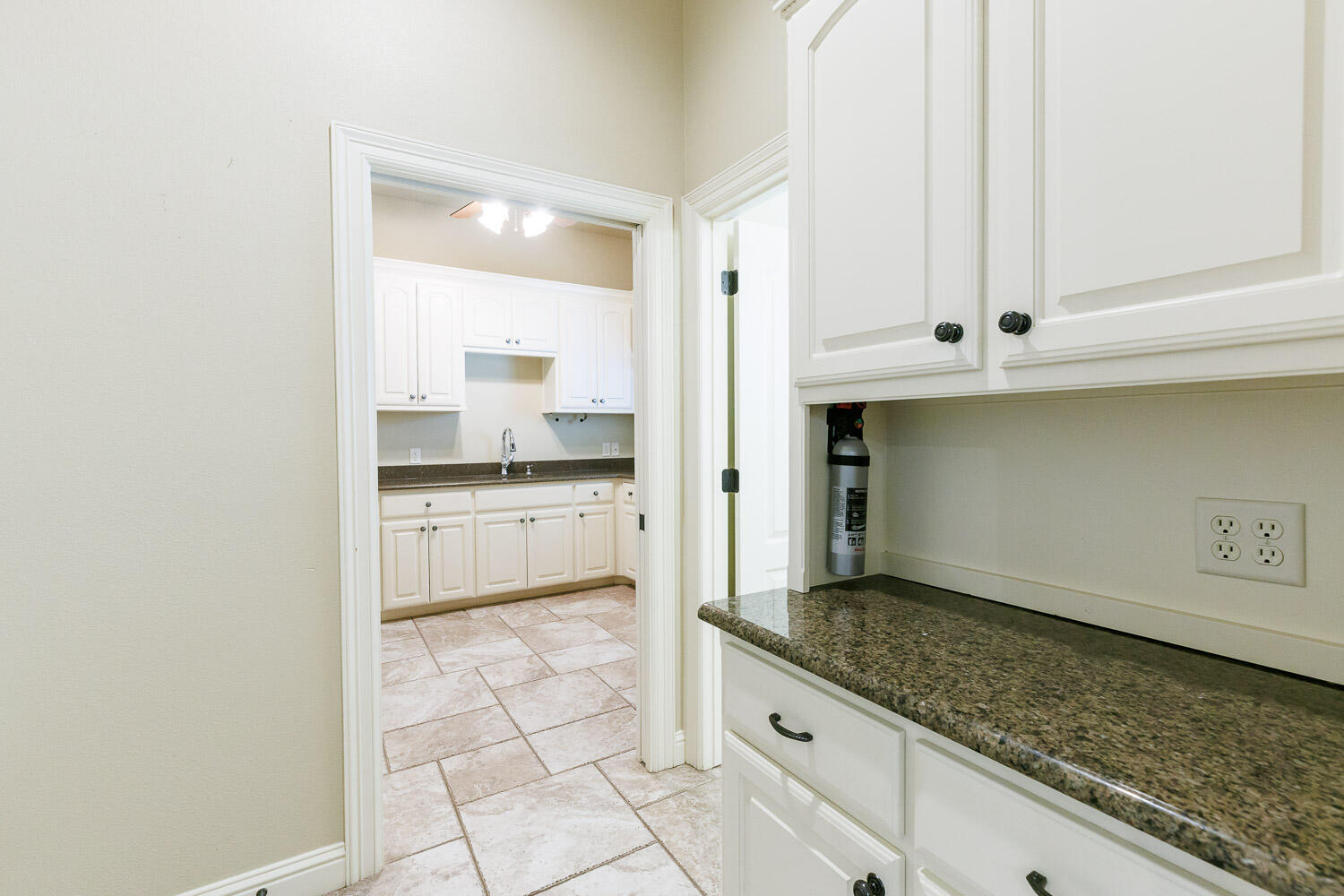 4602 101st Street Lubbock, TX 79424 - Photo 40 of 46 Utility Room