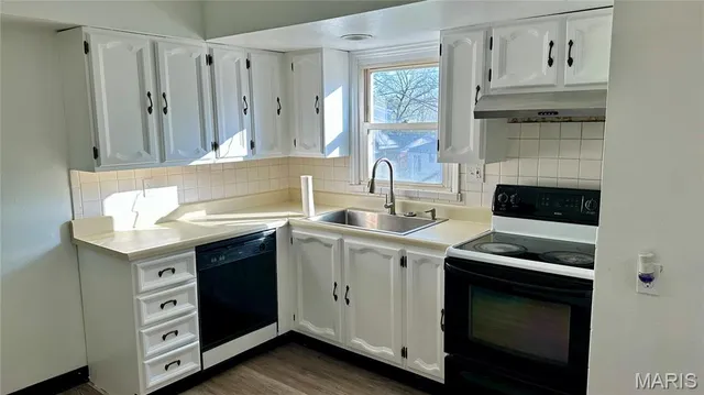 $2,150 | 4400 Mohegan Drive, St. Louis, MO 63123