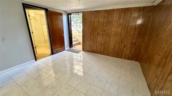 $2,100 | 4400 Mohegan Drive, St. Louis, MO 63123