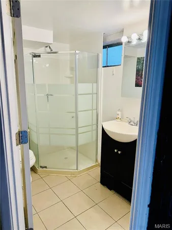 $2,100 | 4400 Mohegan Drive, St. Louis, MO 63123