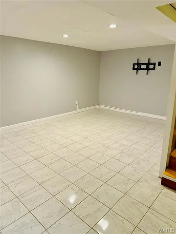 $2,150 | 4400 Mohegan Drive, St. Louis, MO 63123