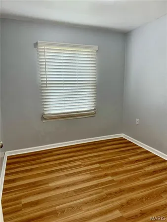 $2,100 | 4400 Mohegan Drive, St. Louis, MO 63123