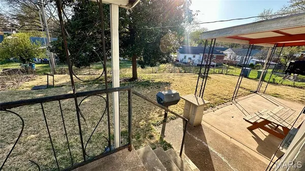 $2,100 | 4400 Mohegan Drive, St. Louis, MO 63123