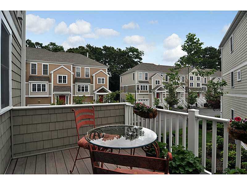1 New Road, Unit D1 East Providence, RI 02916 - Photo 11 of 25 Patio/Deck.