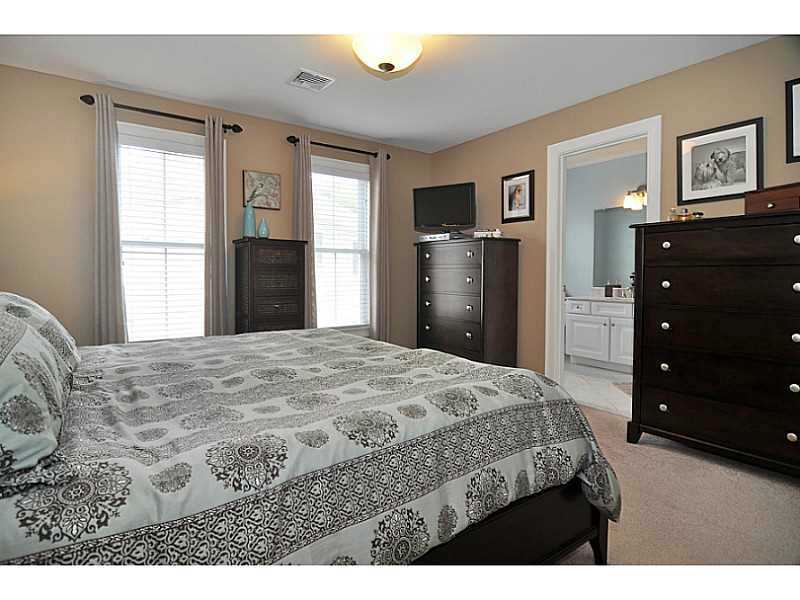 1 New Road, Unit D1 East Providence, RI 02916 - Photo 15 of 25 Master Bedroom.