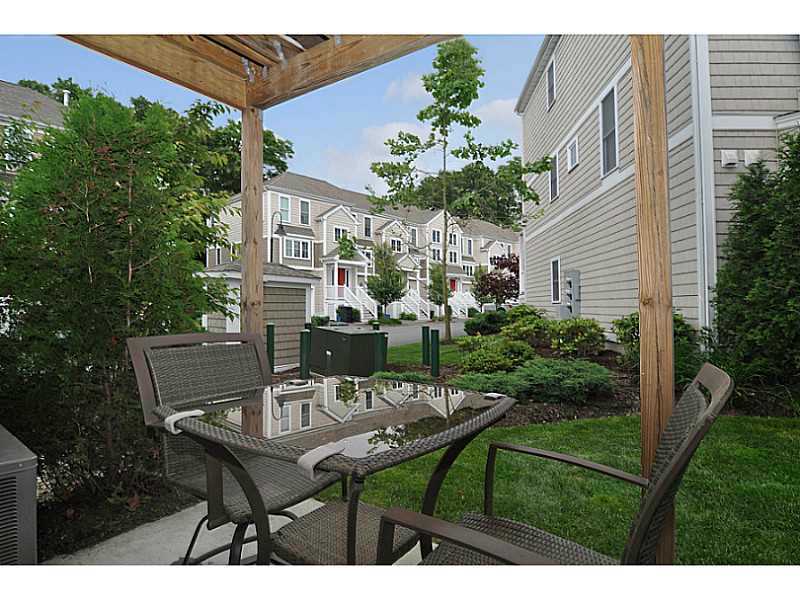 1 New Road, Unit D1 East Providence, RI 02916 - Photo 22 of 25 Patio/Deck.