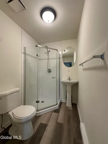 $900 | 910 19th Street, Unit 3, Watervliet, NY 12189