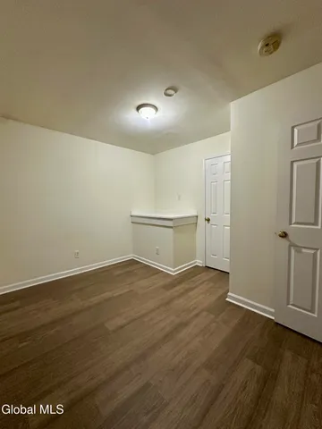 $900 | 910 19th Street, Unit 3, Watervliet, NY 12189