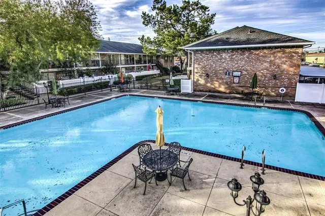 $1,650 | 14333 Memorial Drive, Unit 41, Houston, TX 77079