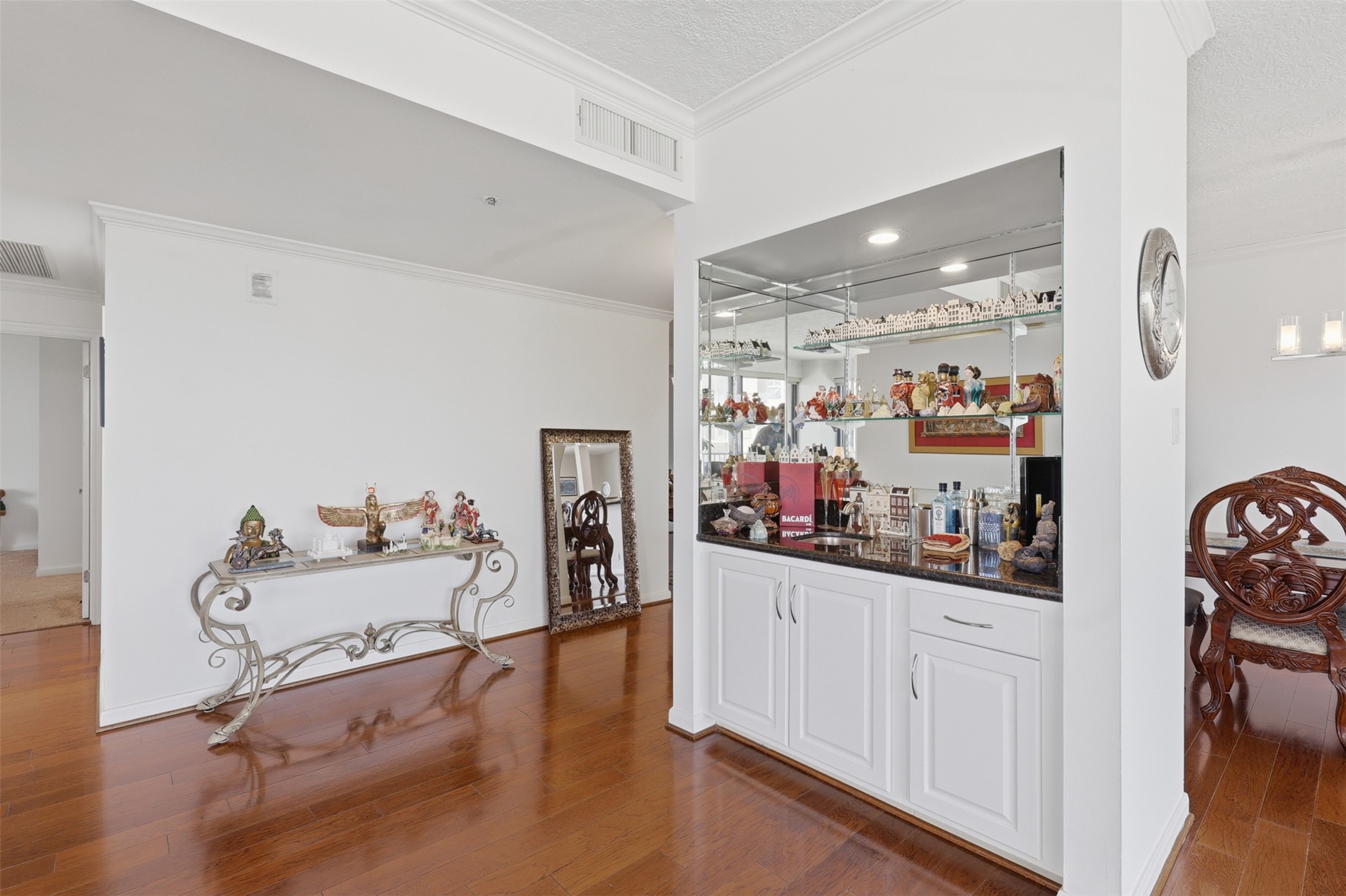 3350 McCue Road, Unit 1602 Houston, TX 77056 - Photo 10 of 34 Gallery Image 10