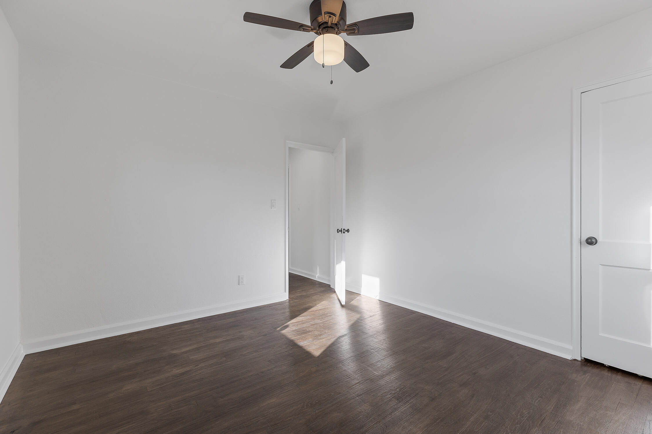 114 Rees Avenue Chattanooga, TN 37411 - Photo 25 of 29 Bedroom 2