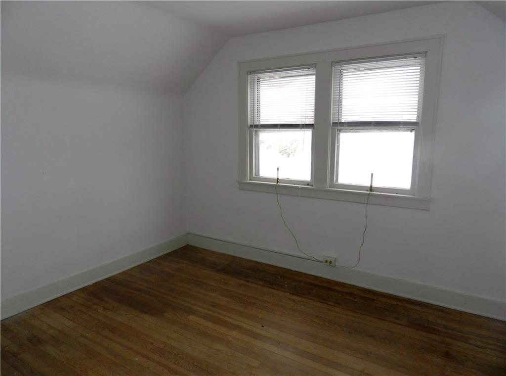3895 Mercer Road New Castle, PA 16105 - Photo 12 of 15