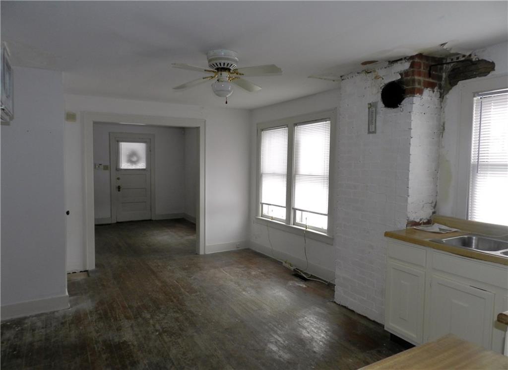 3895 Mercer Road New Castle, PA 16105 - Photo 6 of 15