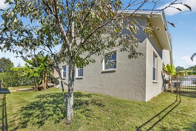 $3,600 | 172 Lake Shore Drive West, Palm Harbor, FL 34684