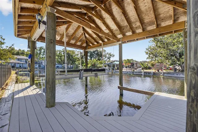 $3,600 | 172 Lake Shore Drive West, Palm Harbor, FL 34684